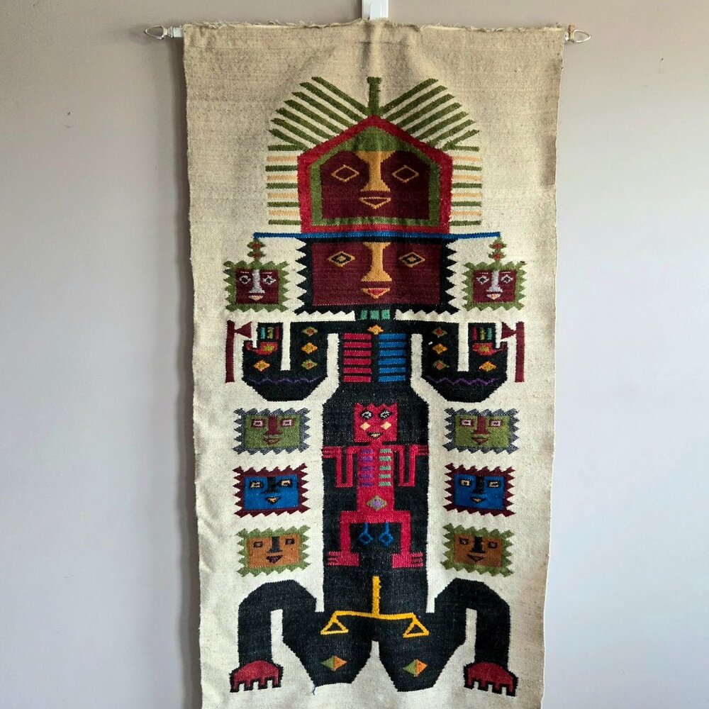 Large Vintage Handmade Peruvian Wool Tapestry. Wall hanging. 29'' x 59''.